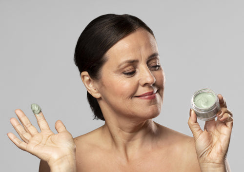 How to Combat Dry Skin for Women Over 40