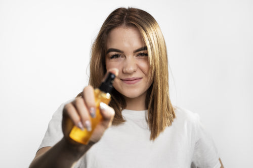 Facial Oils vs. Moisturizers: Do You Need Both?