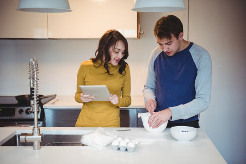 Building a Routine That Works for Both Men and Women